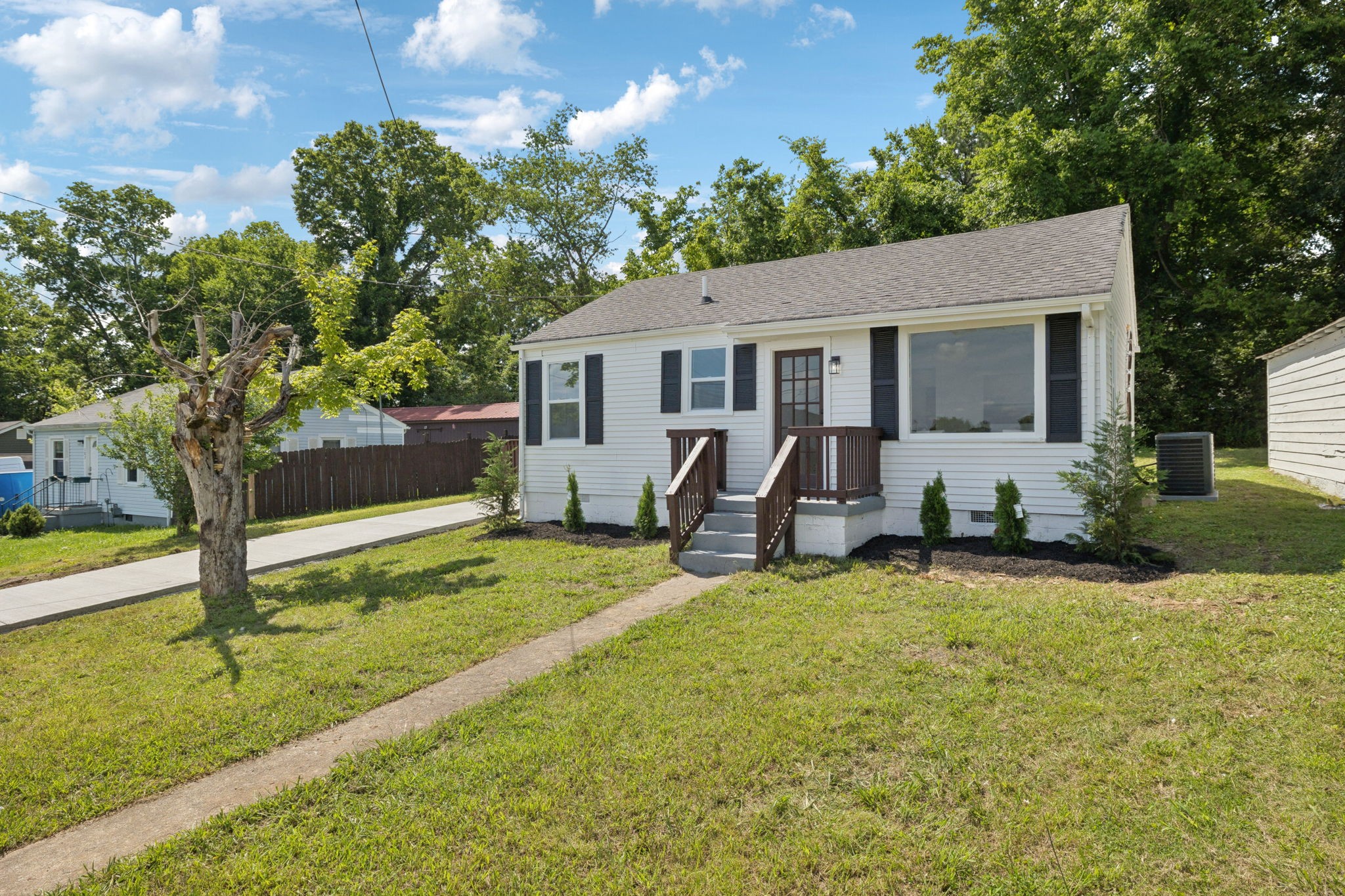 105 Batson St