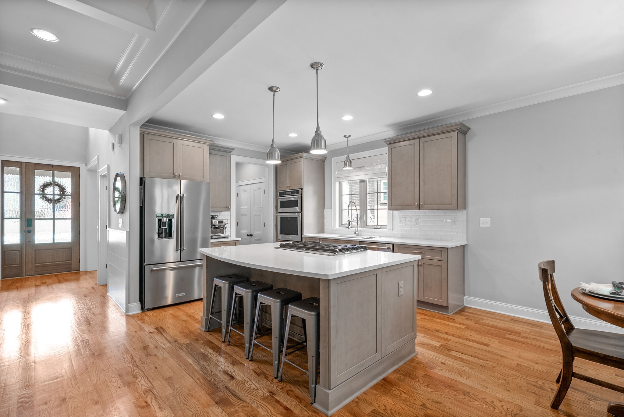 Clarksville, Tennessee 37043, United States, 5 Bedrooms Bedrooms, ,5 BathroomsBathrooms,Residential,Active,212702