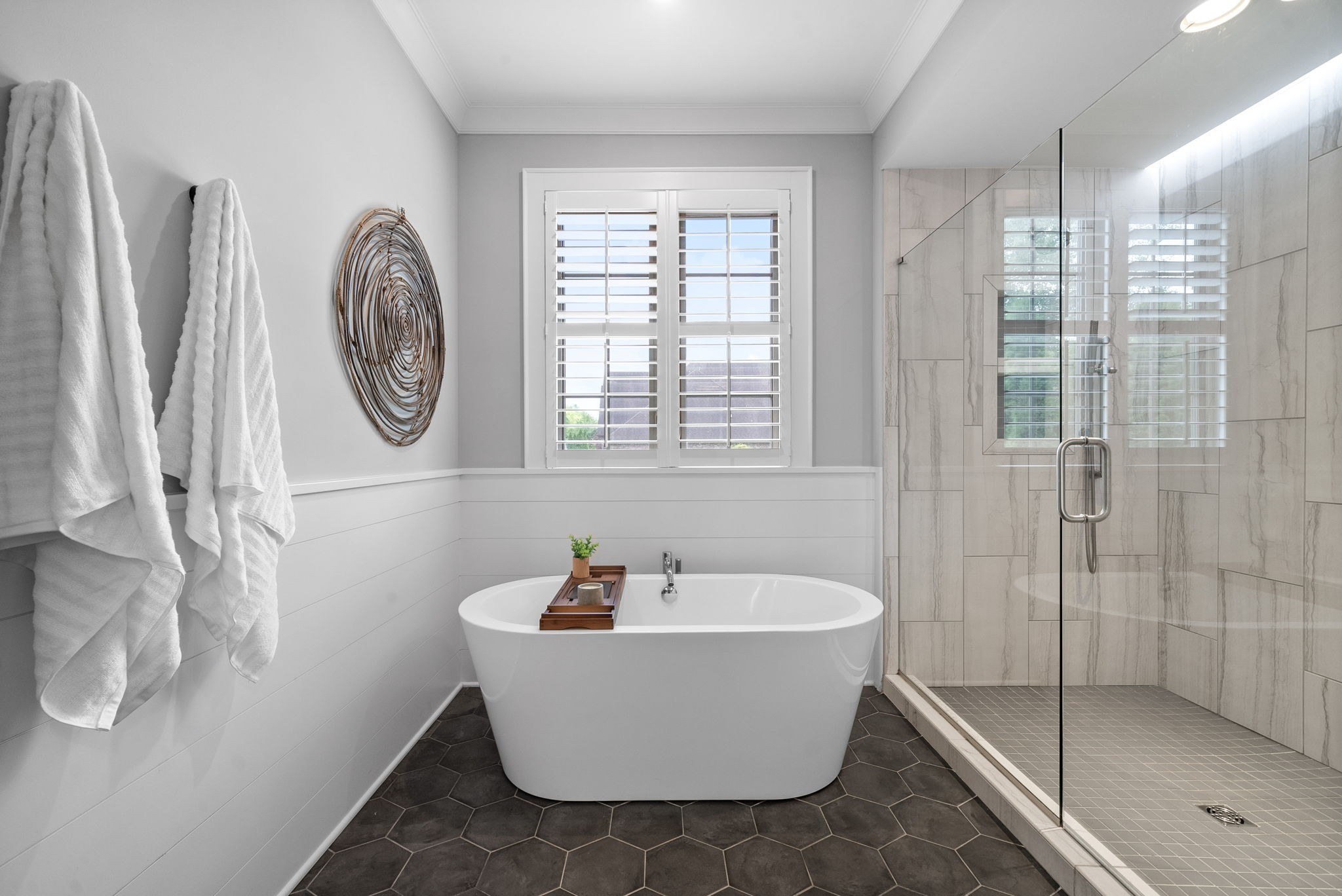 Clarksville, Tennessee 37043, United States, 5 Bedrooms Bedrooms, ,5 BathroomsBathrooms,Residential,Active,212702