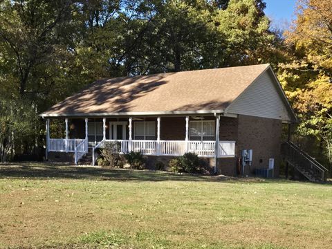 301 Martin Ln Cottontown TN 37048