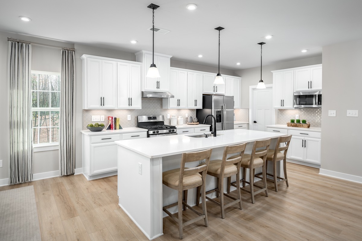2739 Brumby Loop
