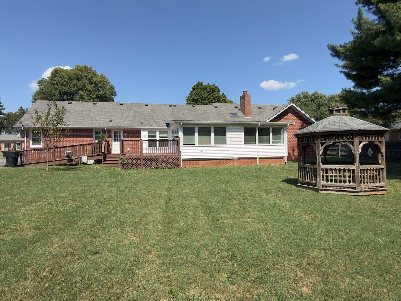 1807 Haynes Dr