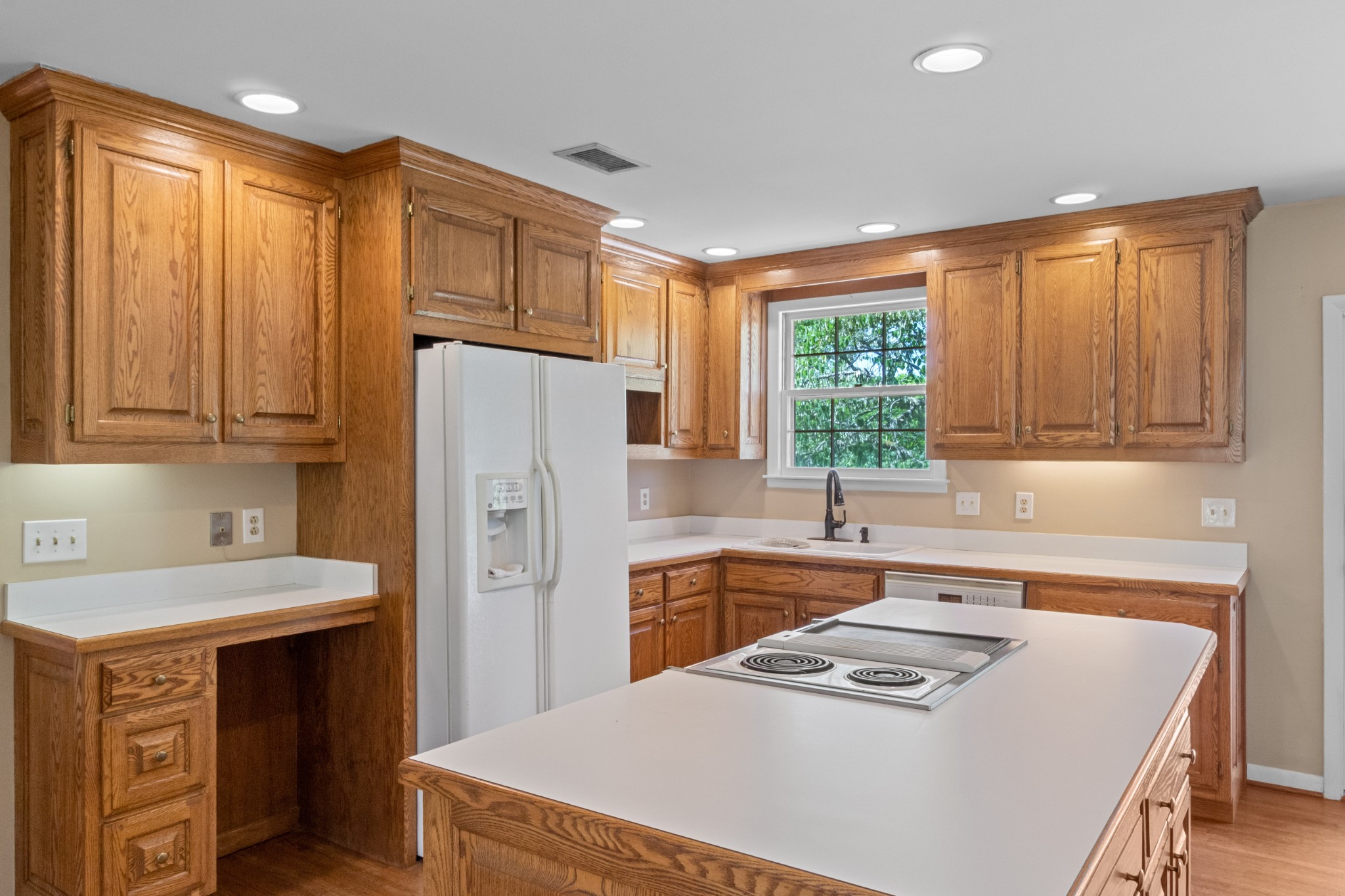 310 Colt Ln