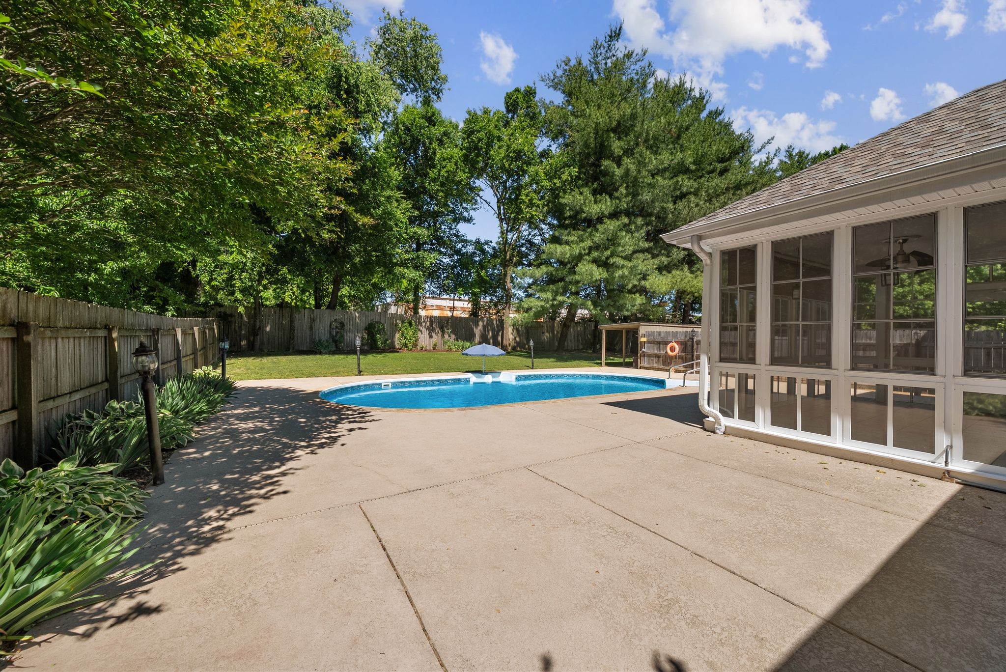 1616 Kinnard Dr