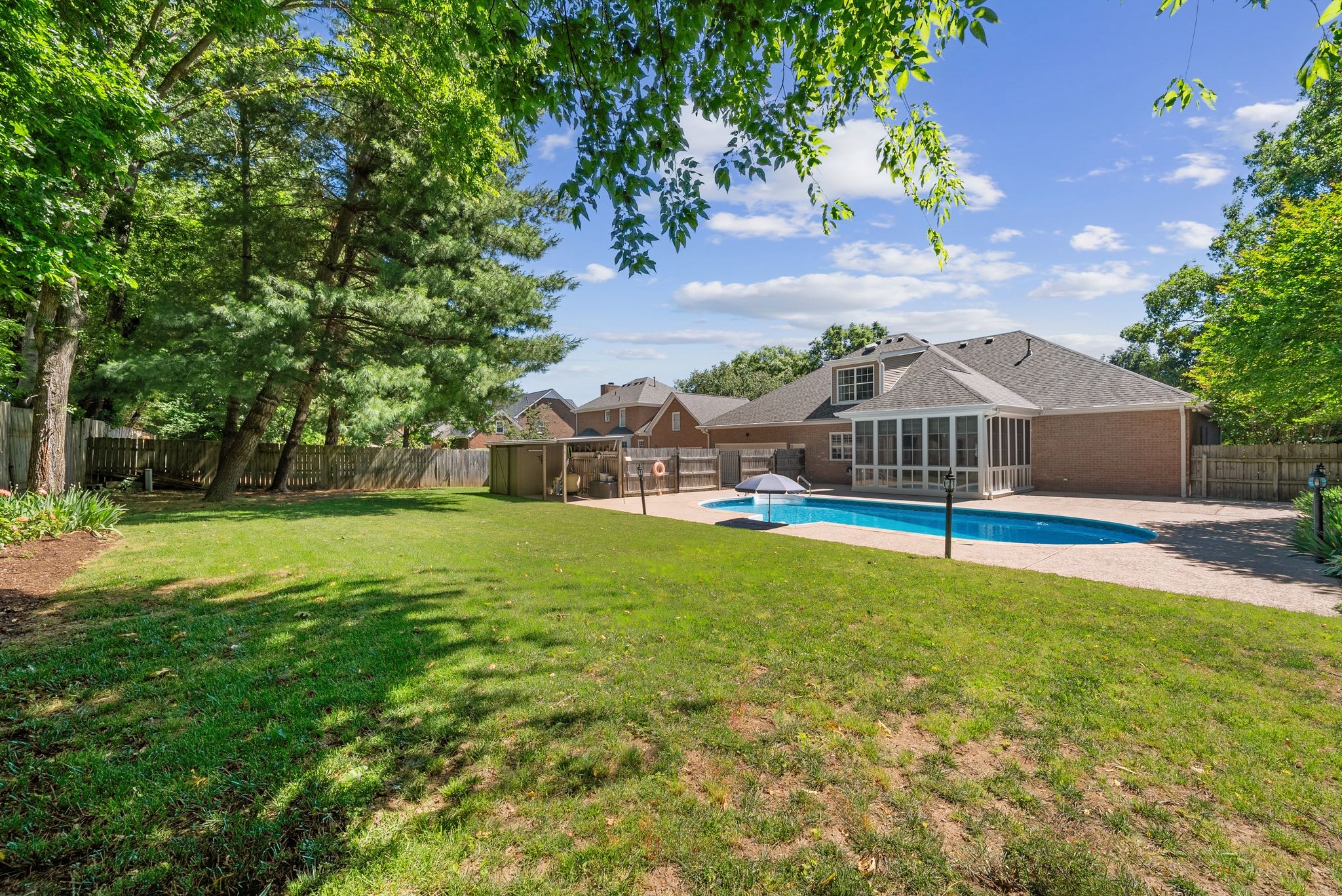 1616 Kinnard Dr