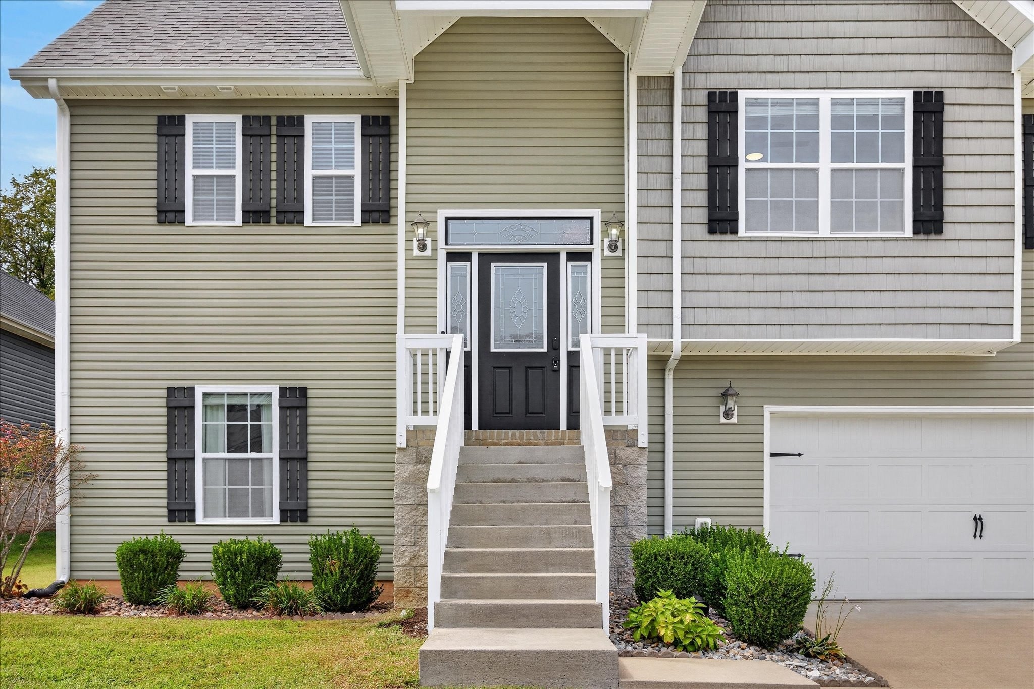 2833 Russet Ridge Dr