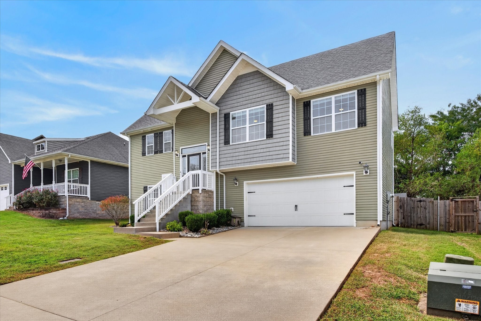 2833 Russet Ridge Dr