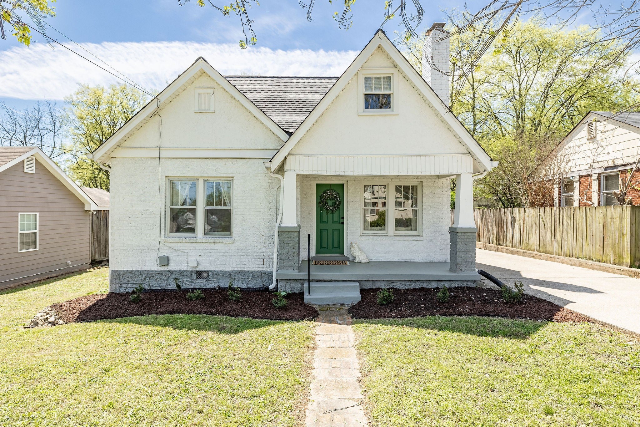 316 Madison Blvd, Madison TN 37115 3-bed home, photo 2 of 37