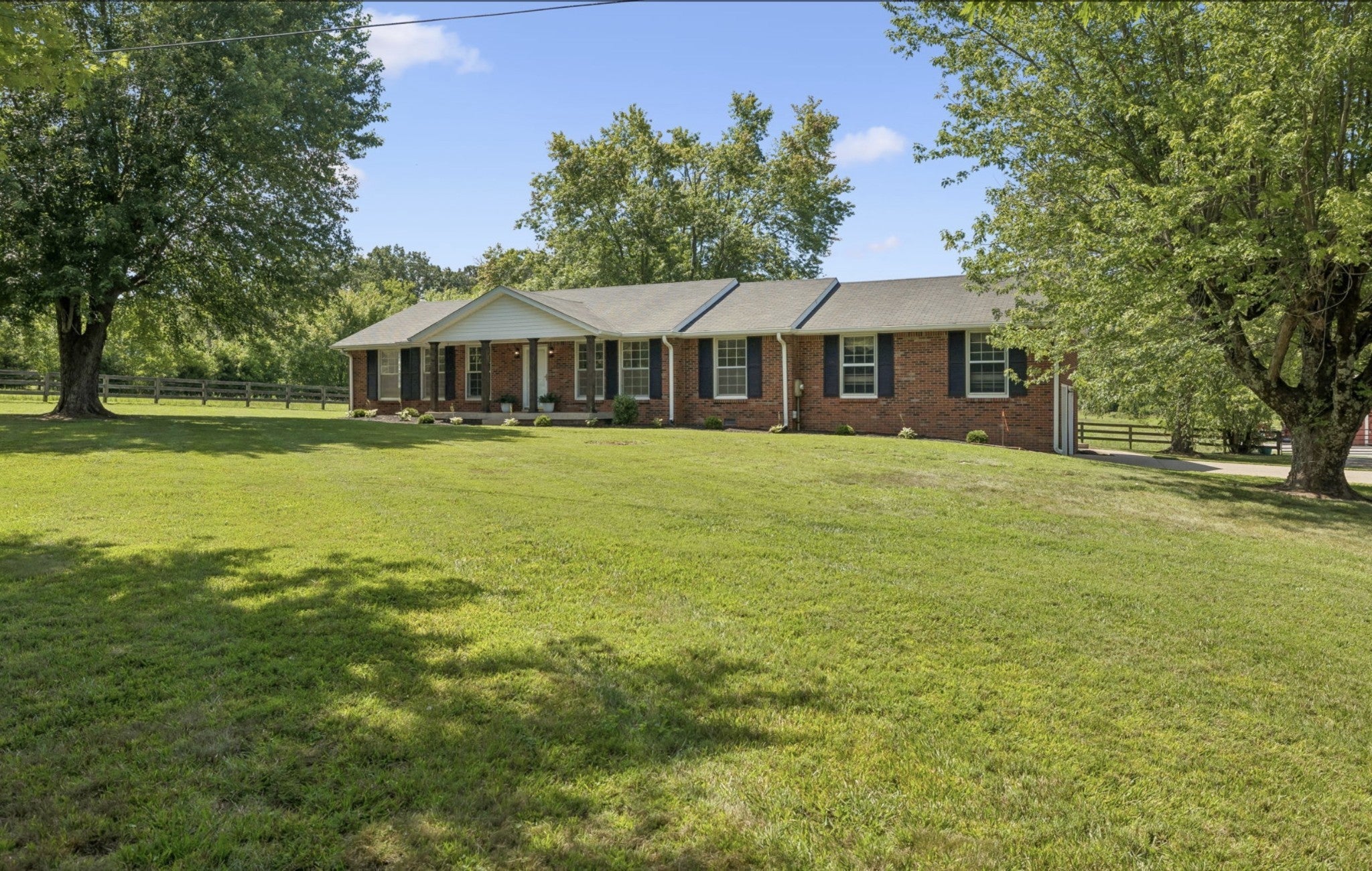 920 Clearview Rd - Photo 4