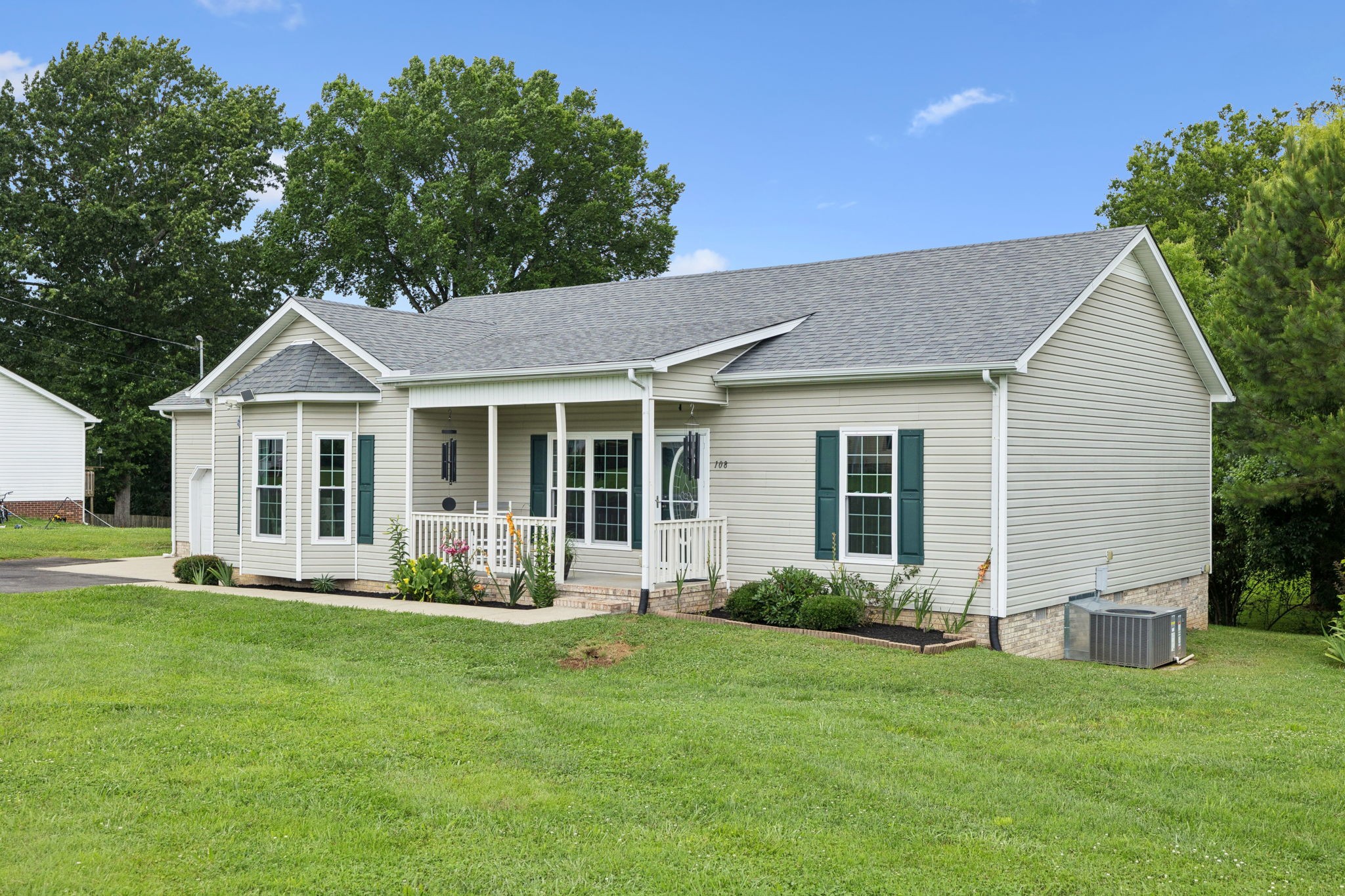 108 Southwood Lane