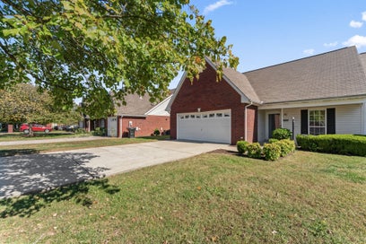 1928 Black Fox Crossing Murfreesboro TN 37127