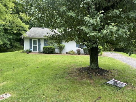 263 Edmondson Ferry Rd Clarksville TN 37040