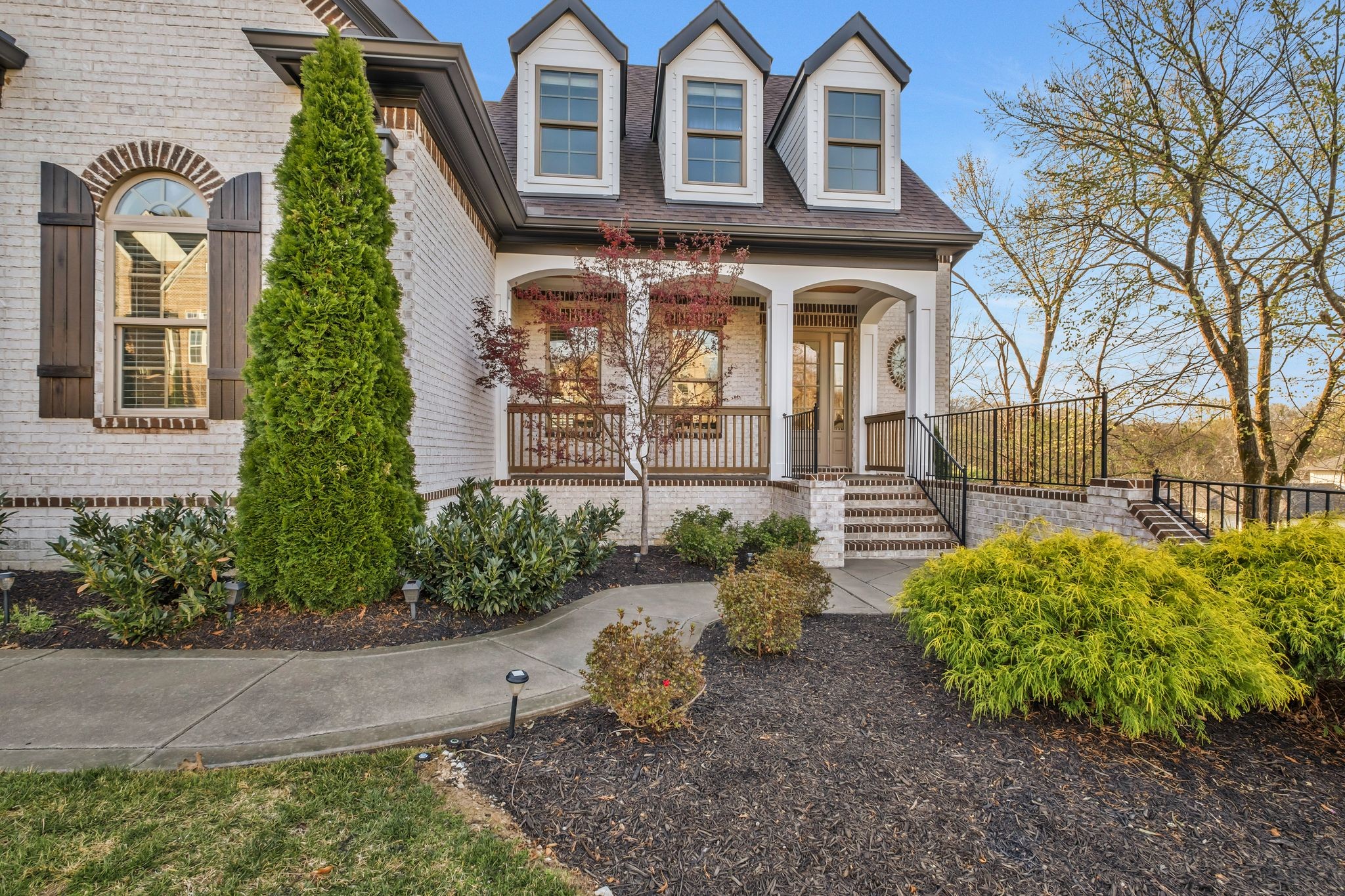 2152 Hartland Rd