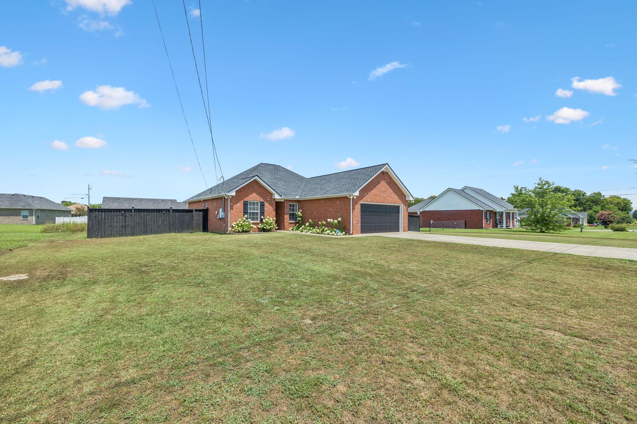 2609 Ridgewood Dr