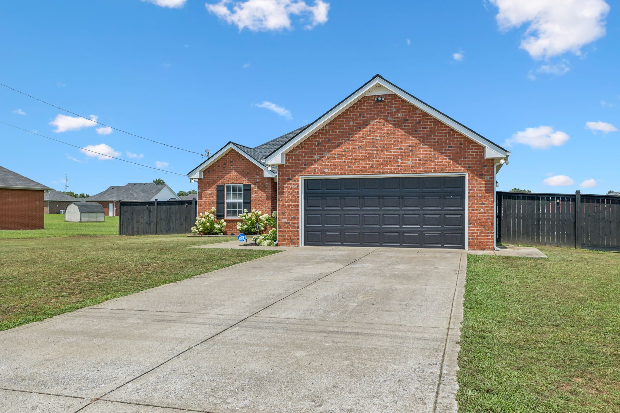 2609 Ridgewood Dr