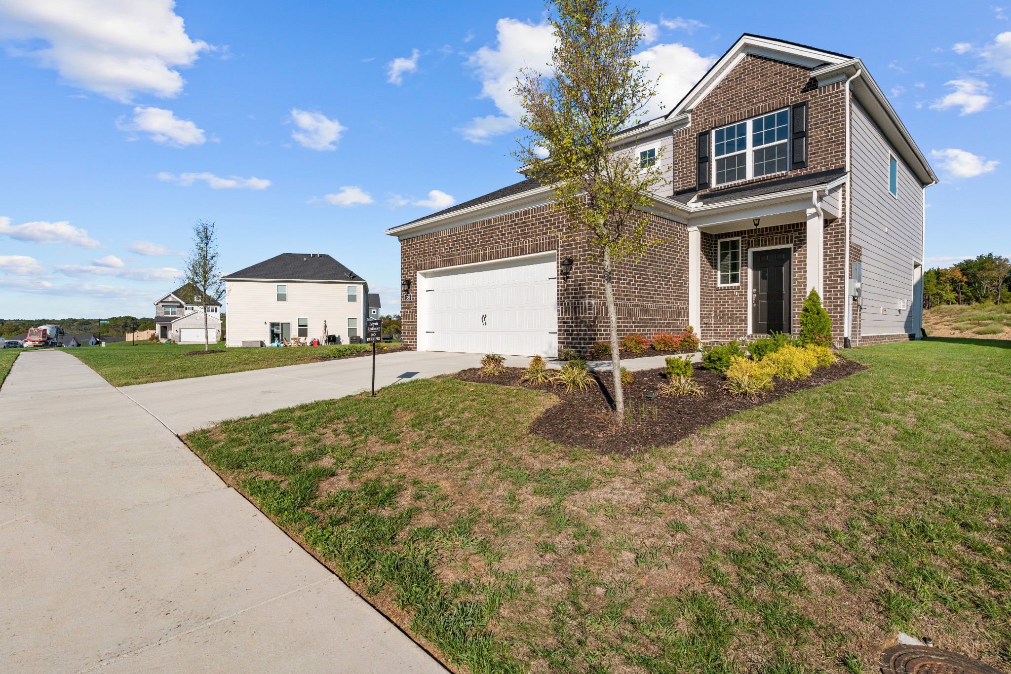 1326 Harmony Hill Ln