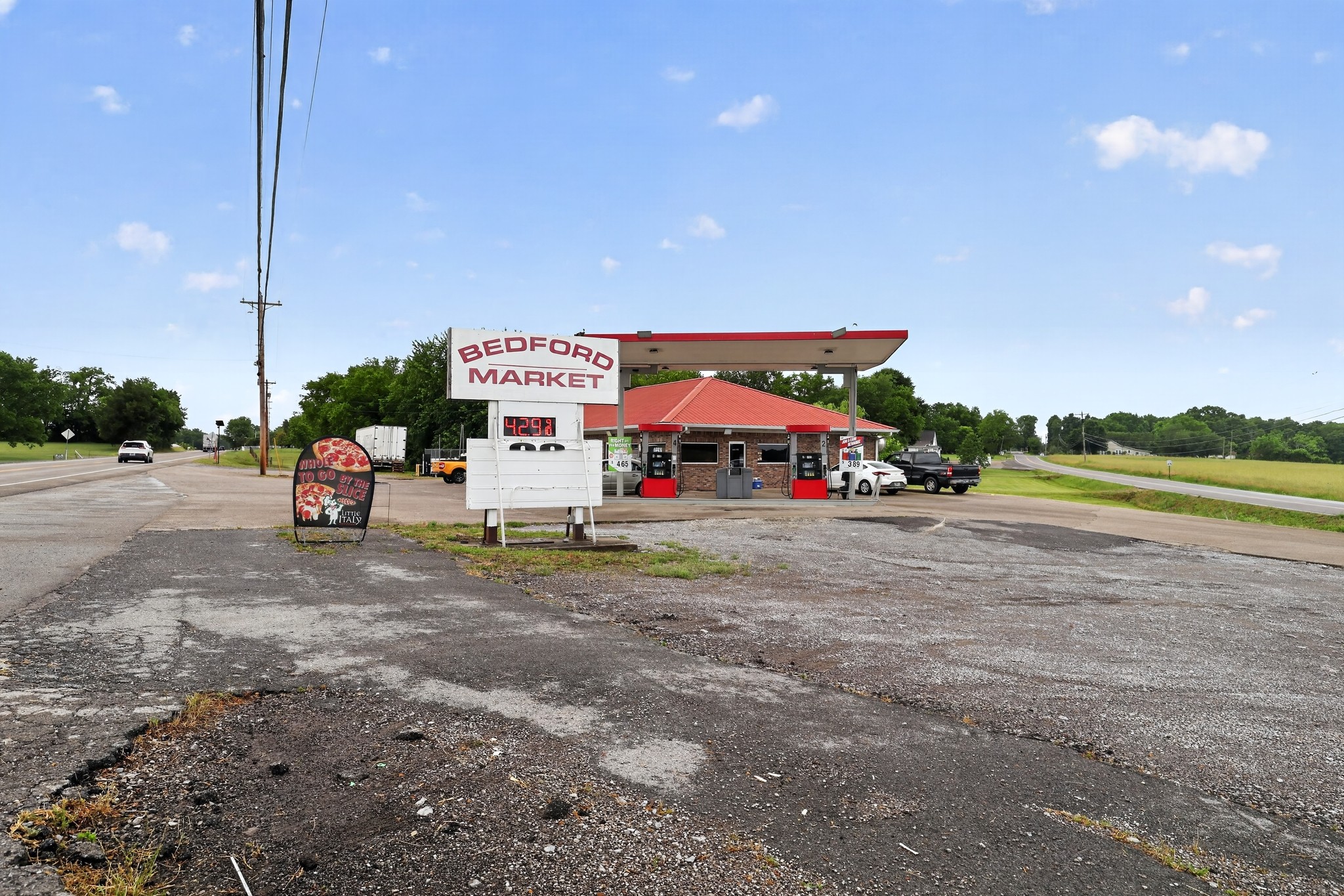 1837 Highway 64 W