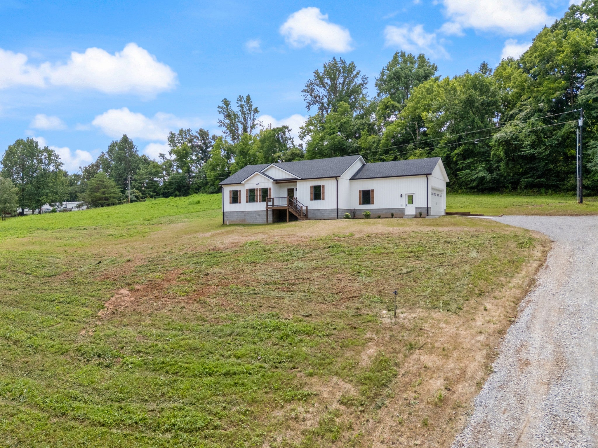 1299 Freeman Loop