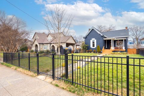 Photo of 1402 South St, Nashville, TN 37212 (MLS # 3132815)