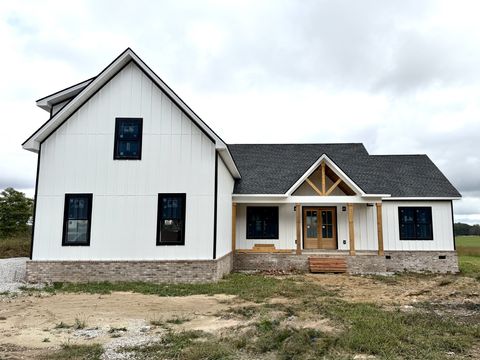 128 Copperas Creek Tullahoma TN 37388