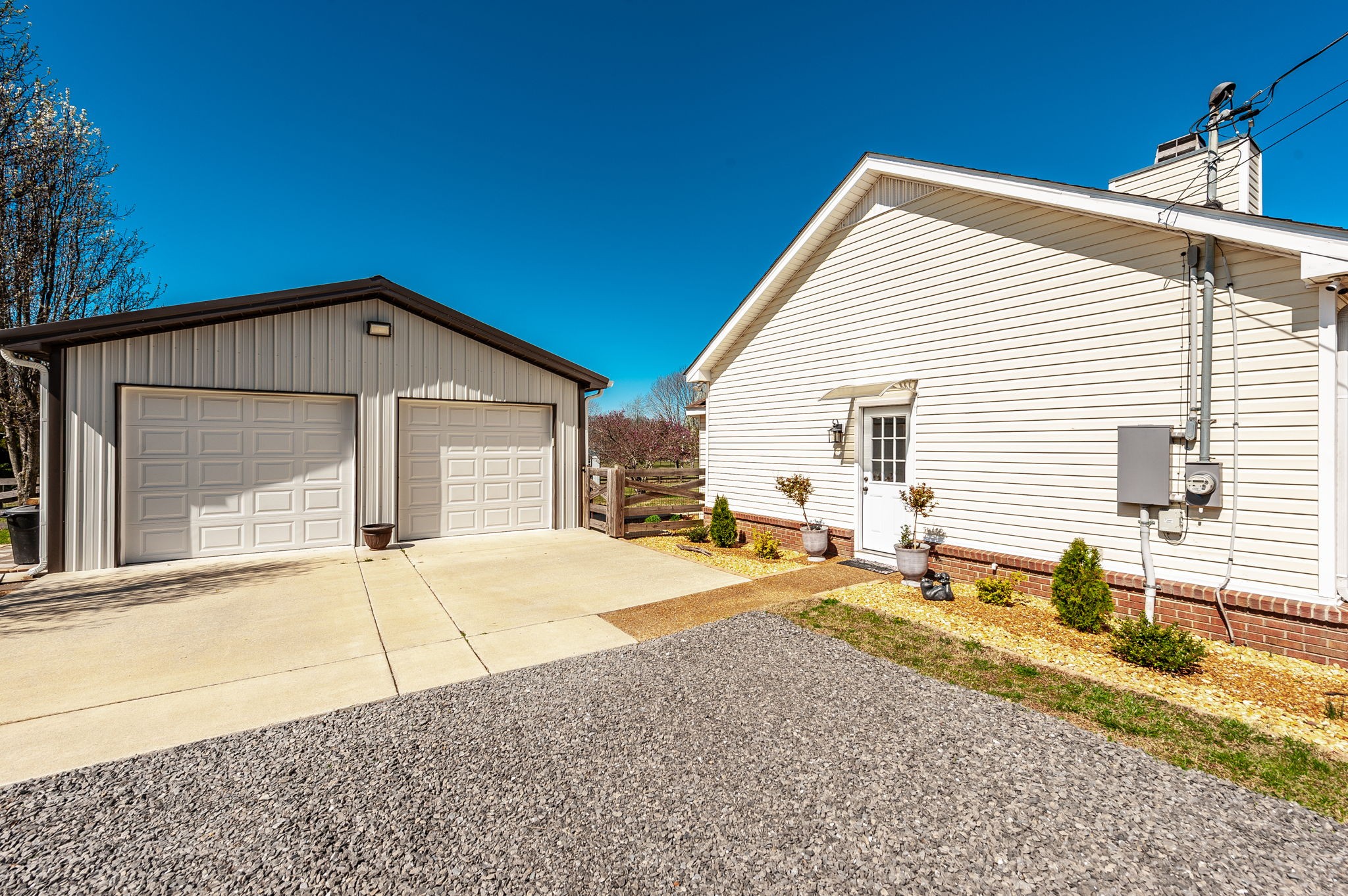 2594 S Mount Pleasant Rd