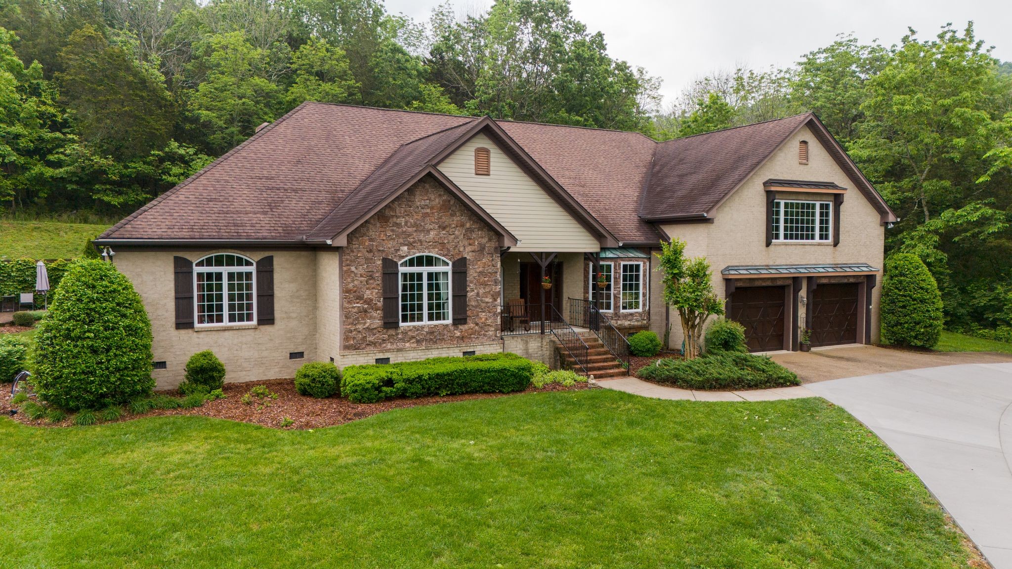 1764 Warren Hollow Rd