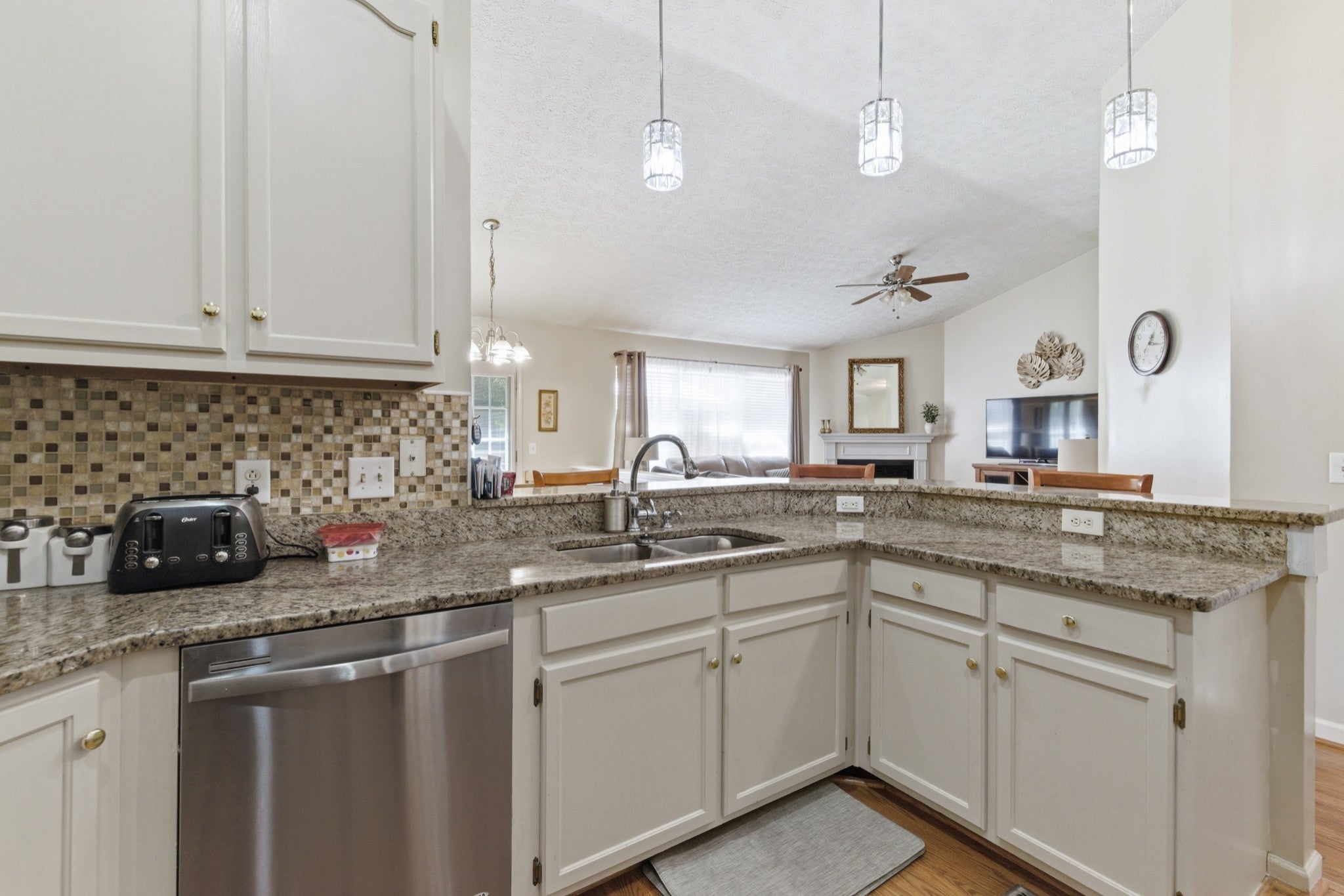 2965 Harbor Lights Dr
