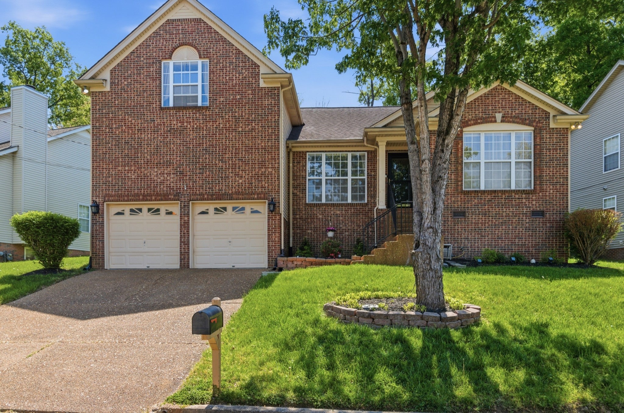 2965 Harbor Lights Dr