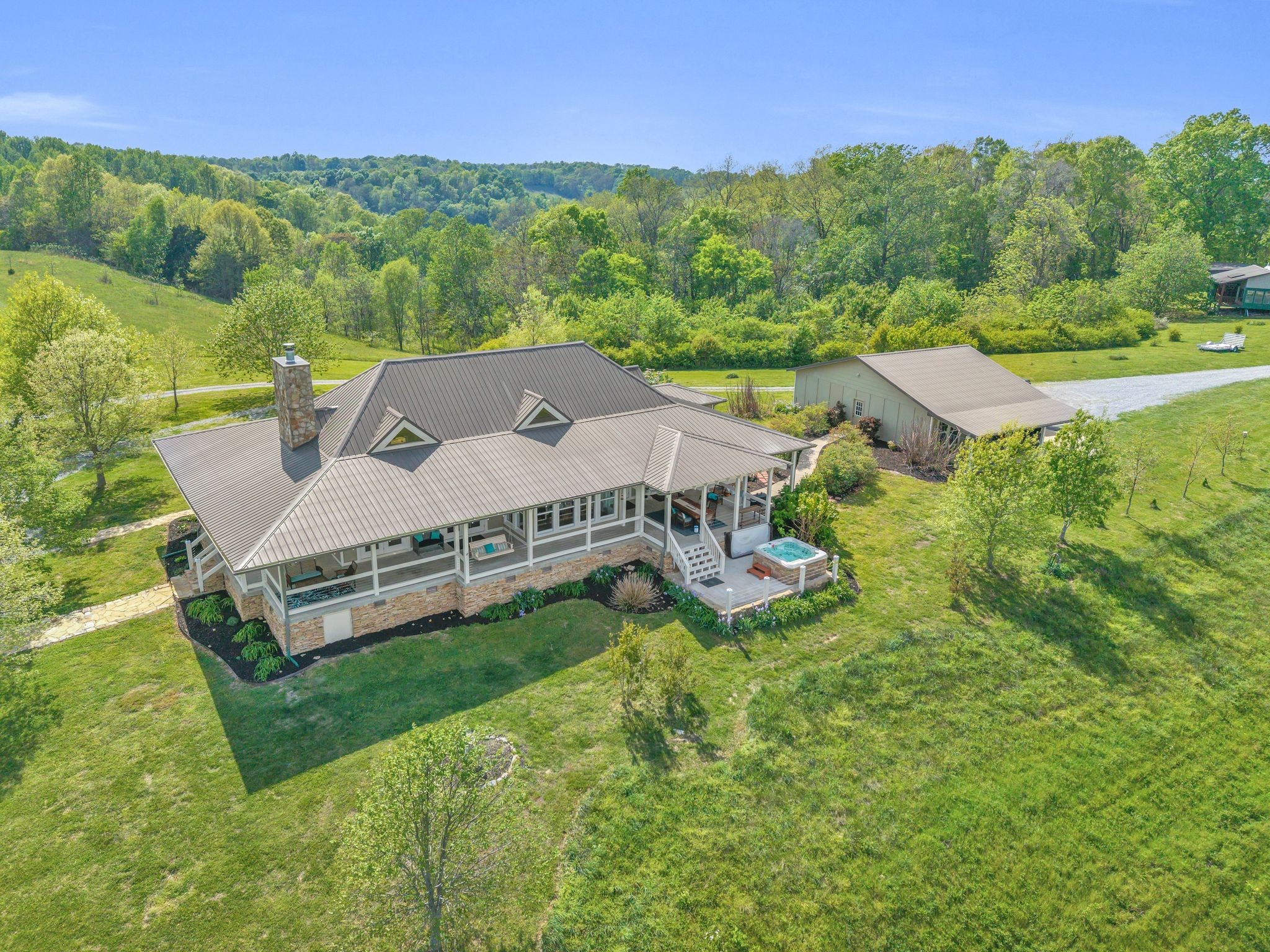 39 Fayetteville Rd