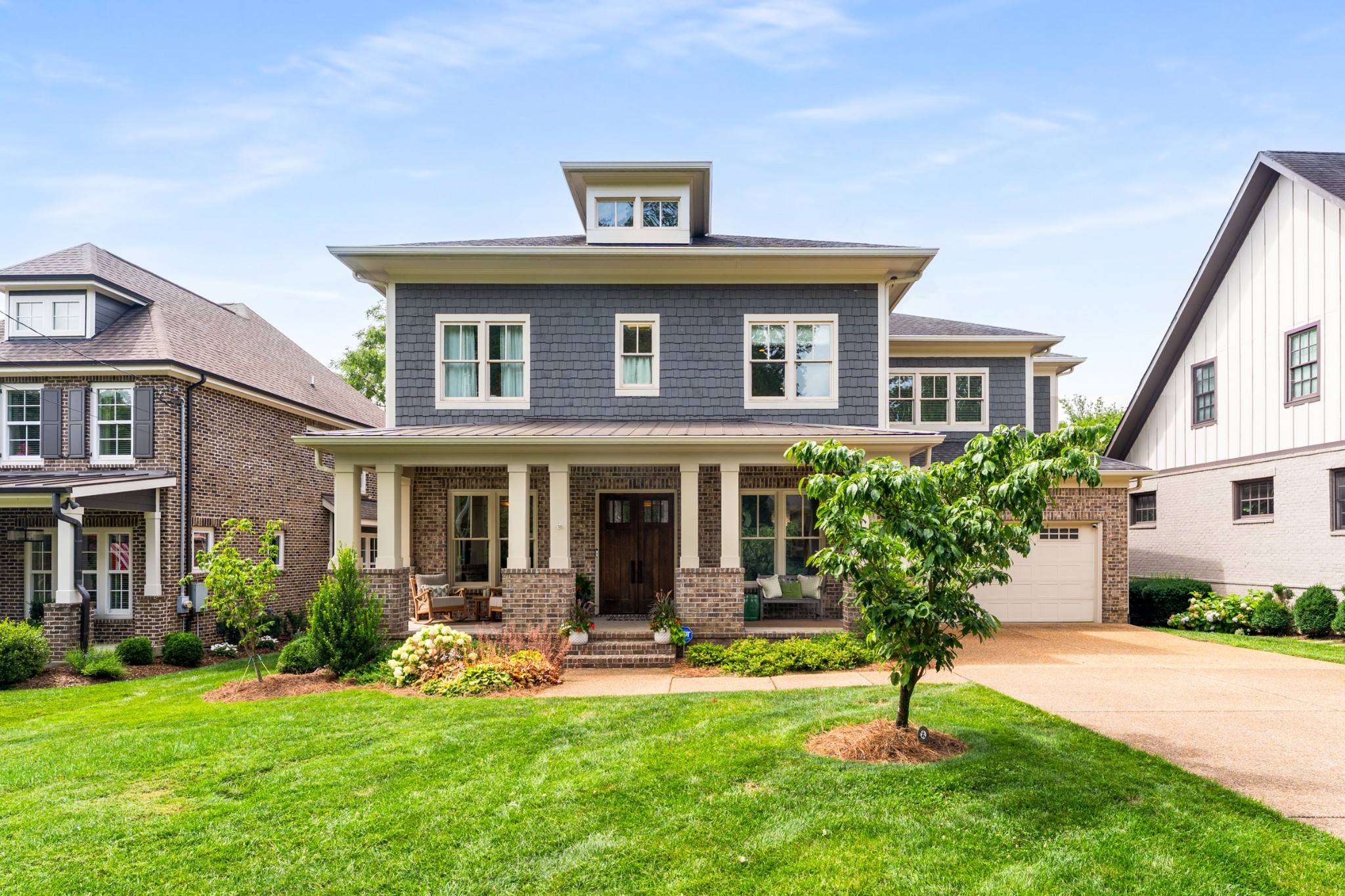 1727 Hillmont Dr