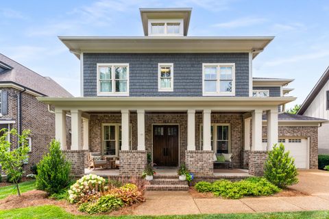 1727 Hillmont Dr Nashville TN 37215