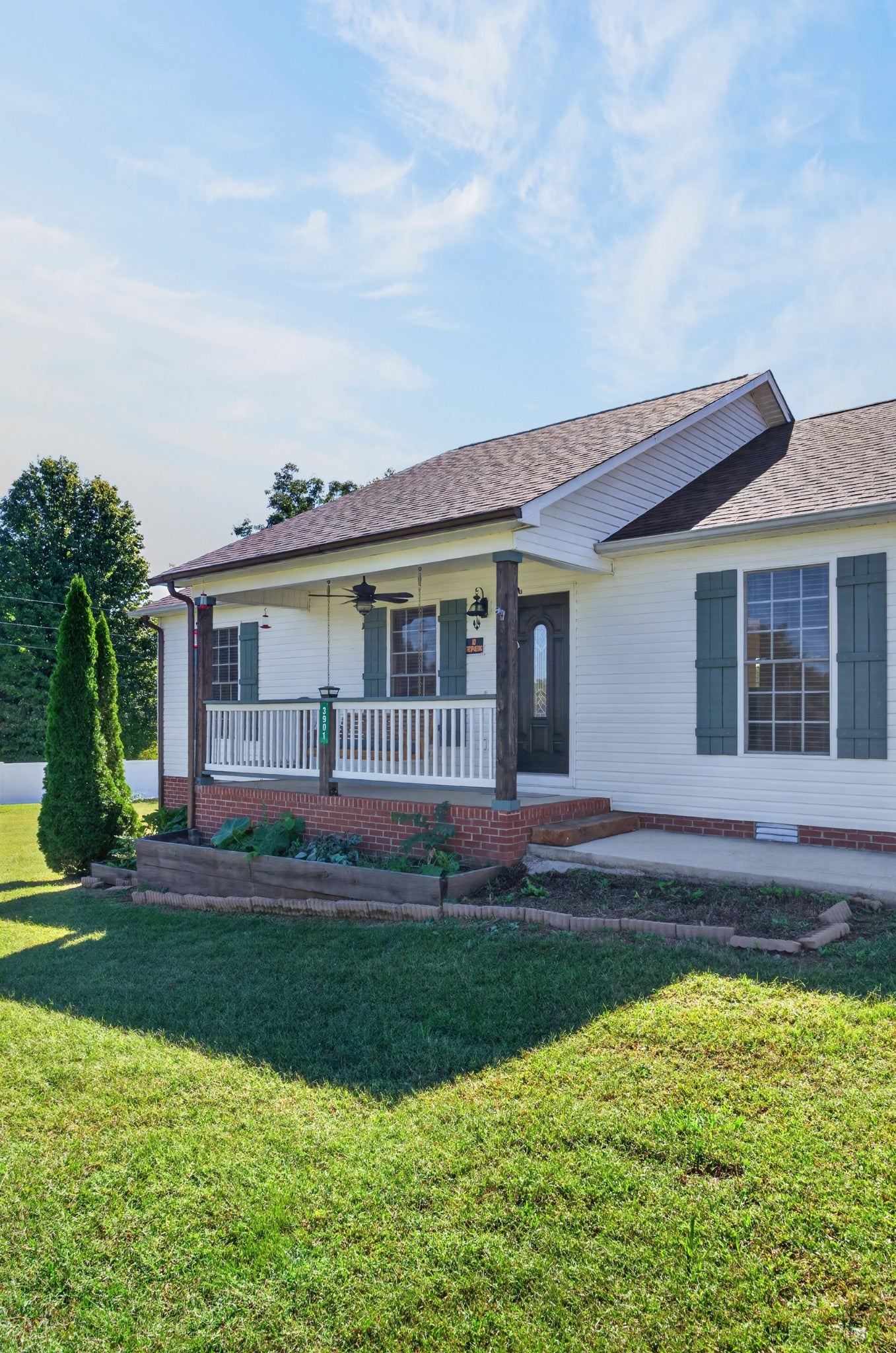 3901 Walnut Grove Rd