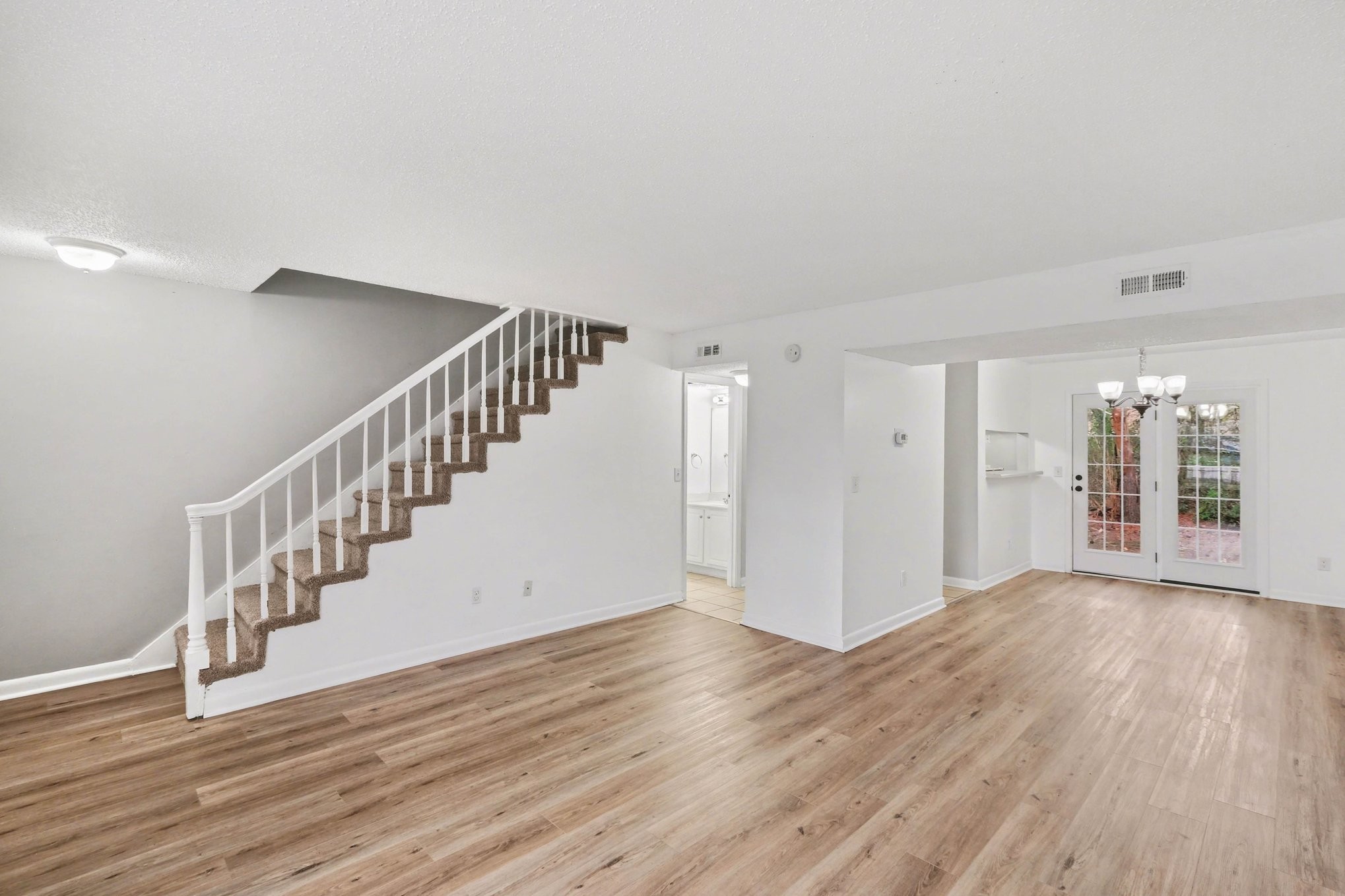 1814 Dr Martin Luther King Jr B