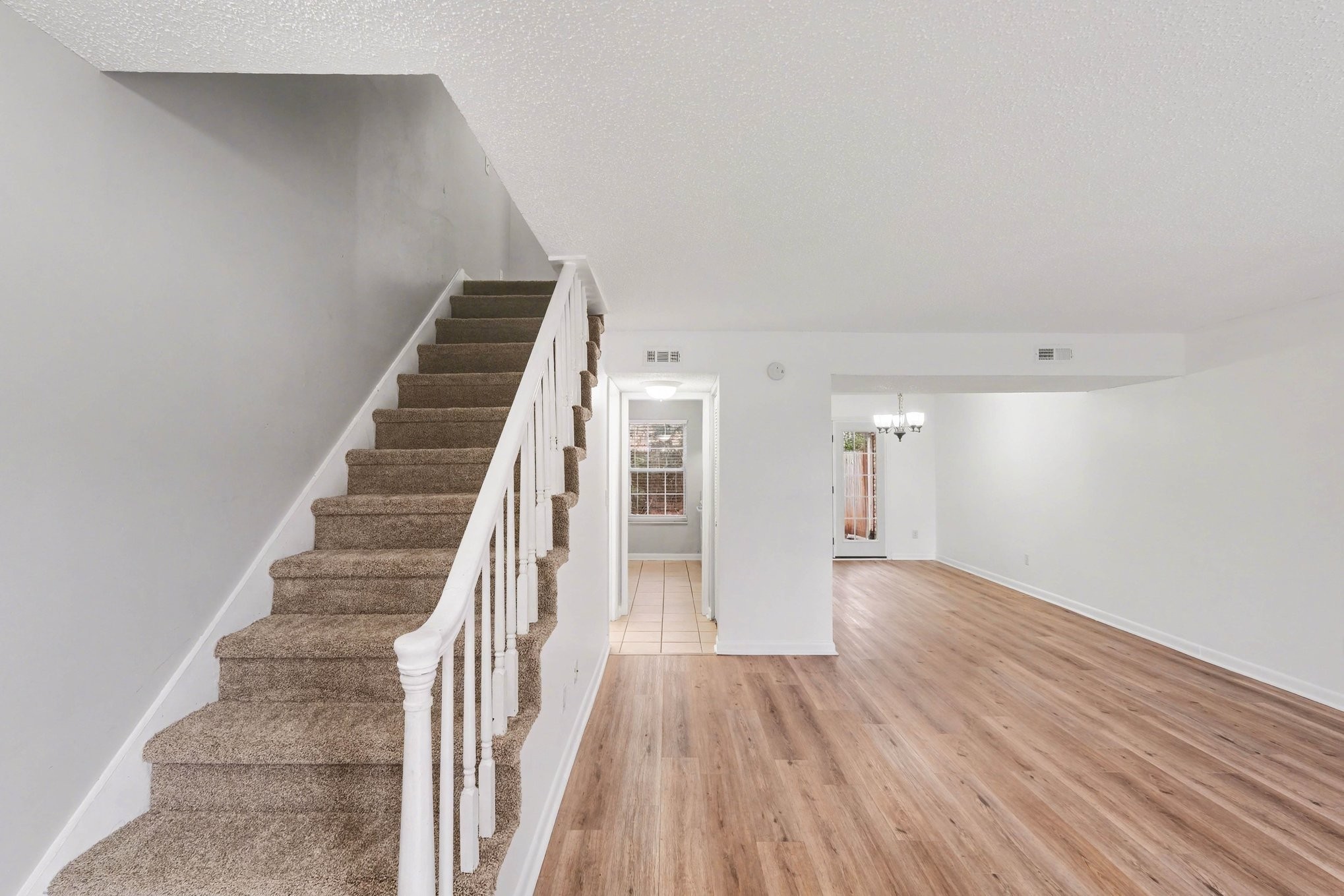 1814 Dr Martin Luther King Jr B