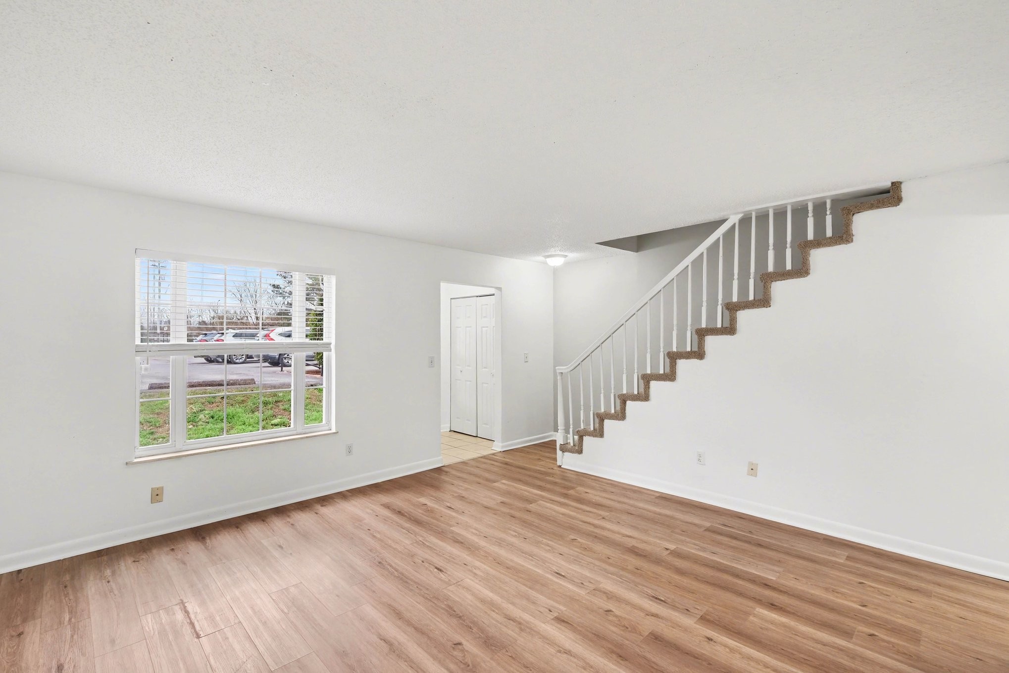 1814 Dr Martin Luther King Jr B