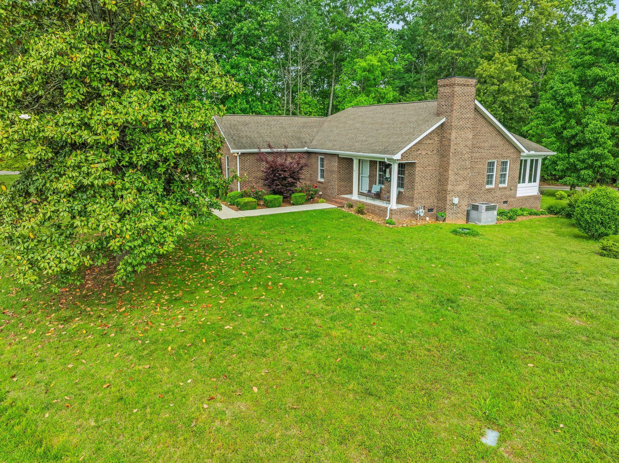 30 Sullivan Ln