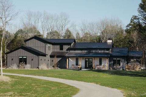 2195 Carpenter Bridge Rd Columbia TN 38401