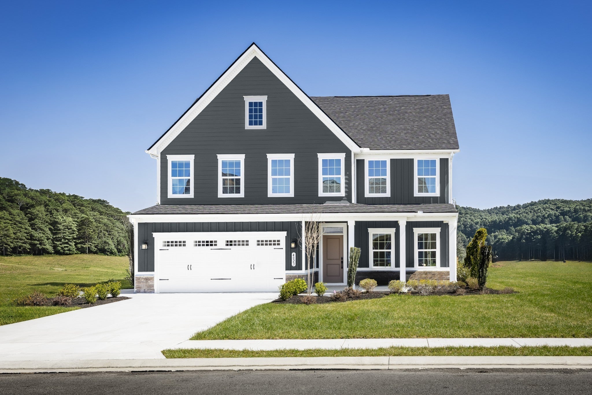 3242 Paddock Park