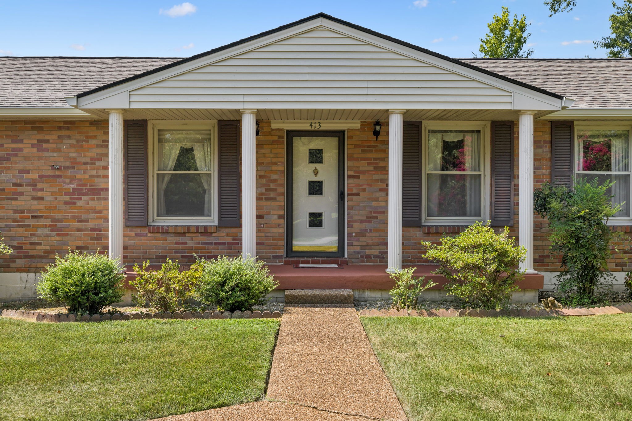 413 Hilltop Dr