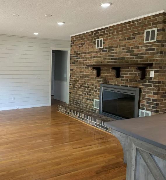 Henry, Tennessee 38231, United States, 4 Bedrooms Bedrooms, ,2 BathroomsBathrooms,Residential,Coming Soon,184112