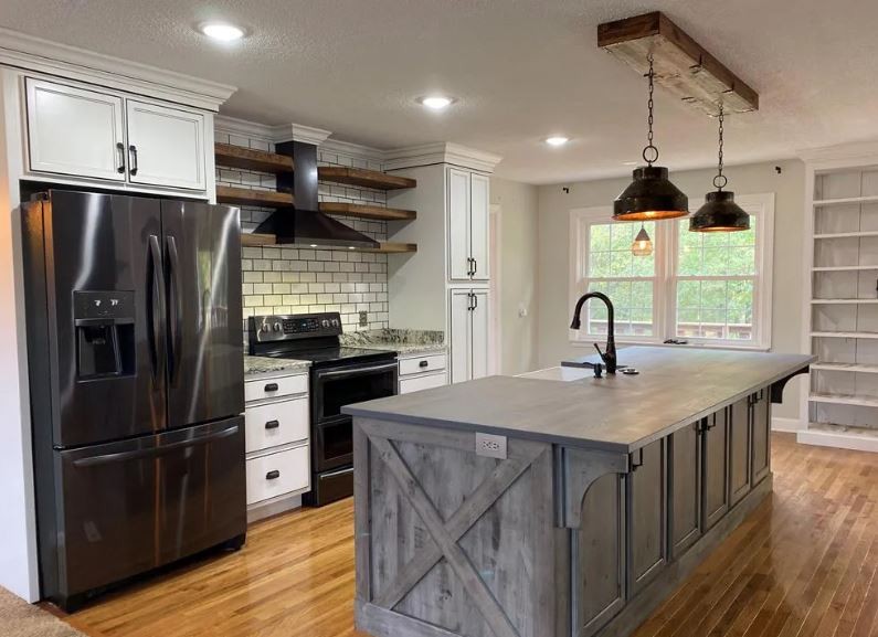 Henry, Tennessee 38231, United States, 4 Bedrooms Bedrooms, ,2 BathroomsBathrooms,Residential,Coming Soon,184112