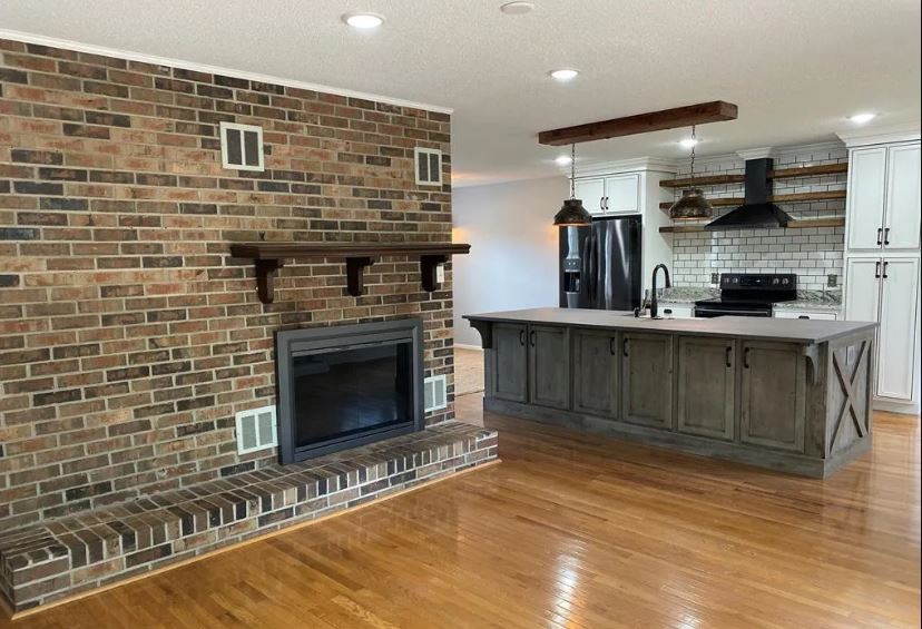 Henry, Tennessee 38231, United States, 4 Bedrooms Bedrooms, ,2 BathroomsBathrooms,Residential,Coming Soon,184112