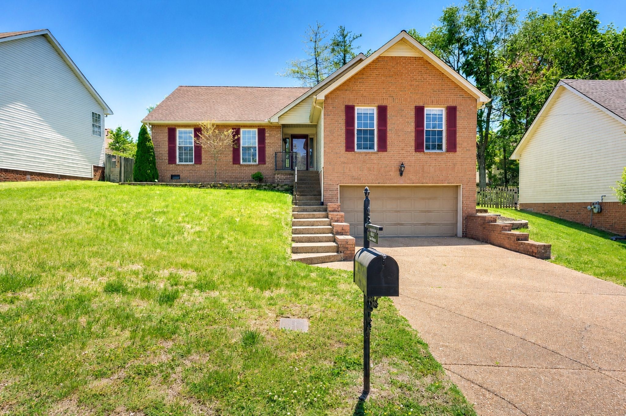 3-bed listing at 6113 Bradford Hills Dr, Nashville