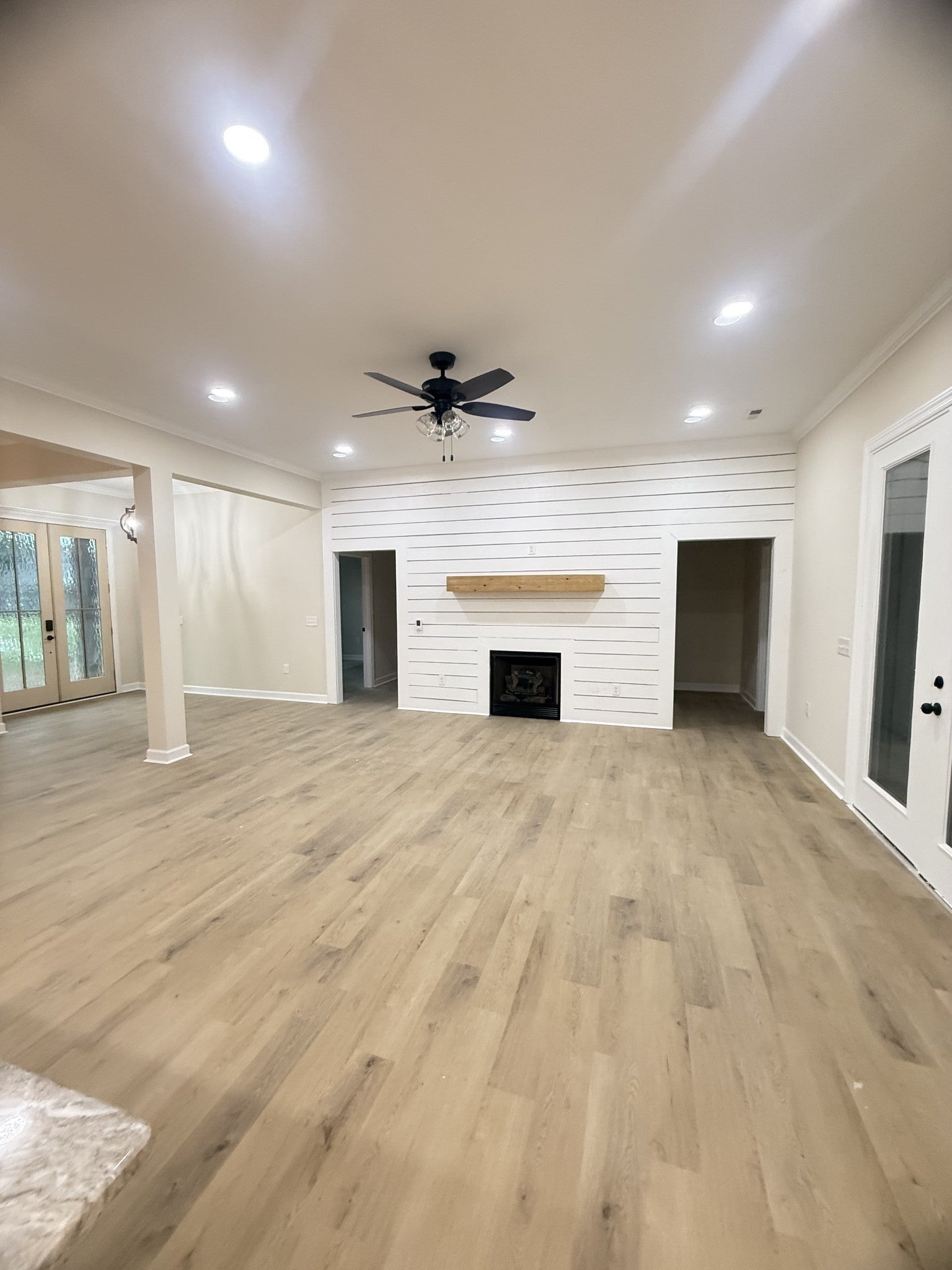 109 Mimi Cir