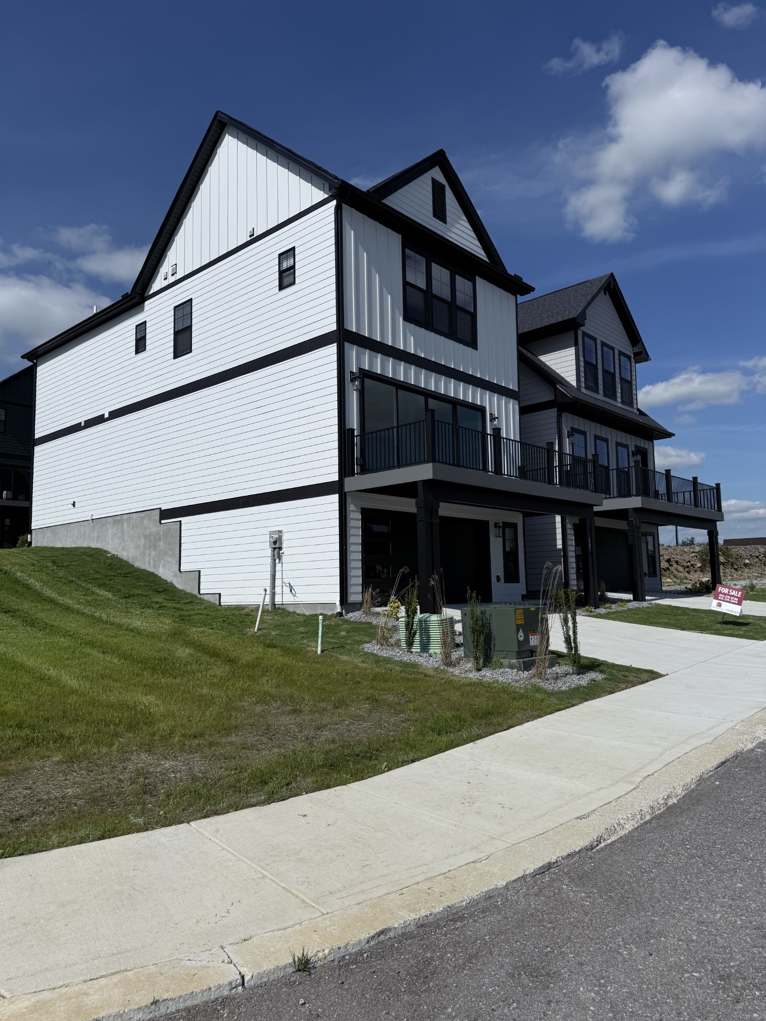 607 Gustaf Dr