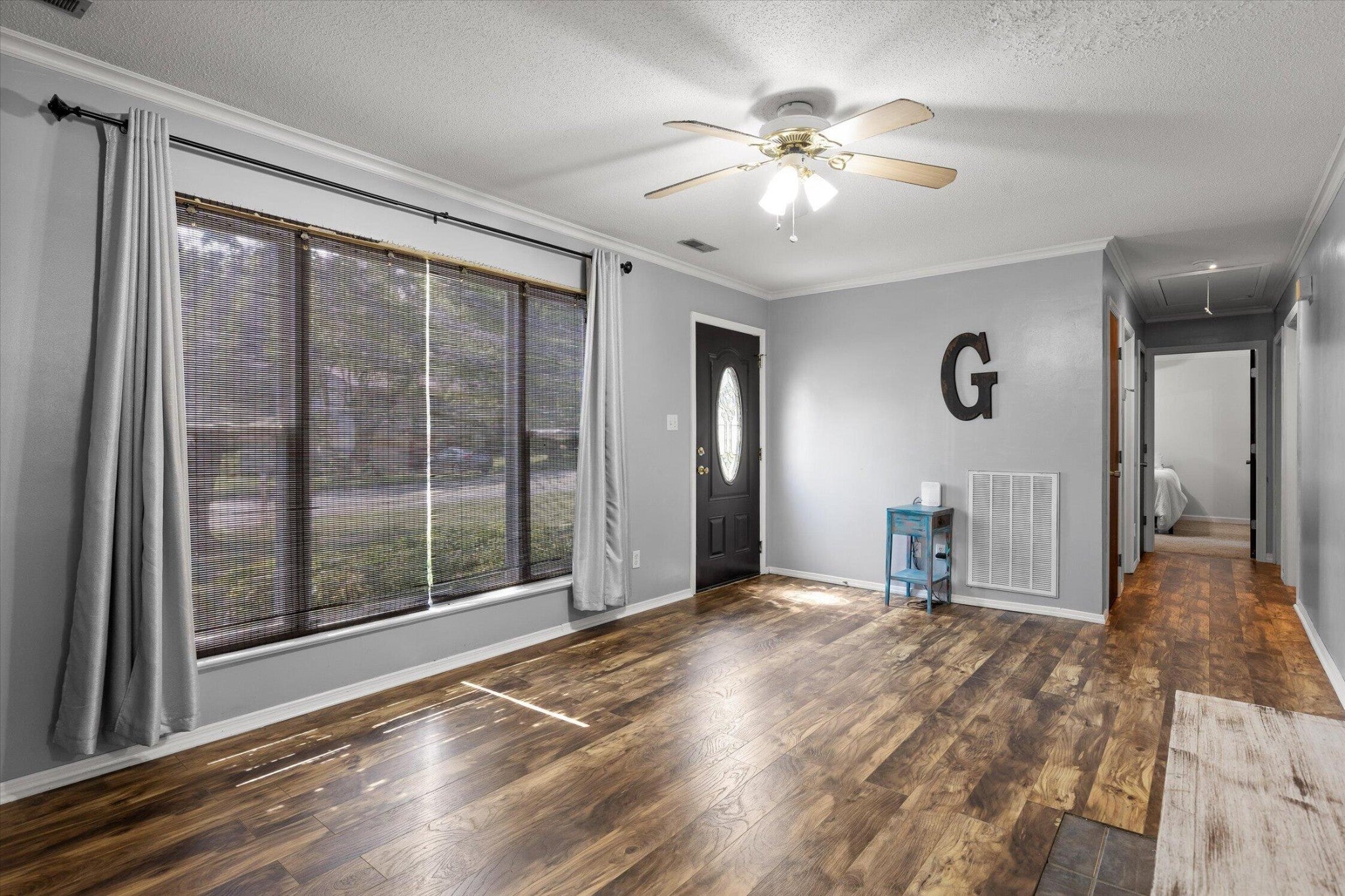 1389 Meadowood Drive