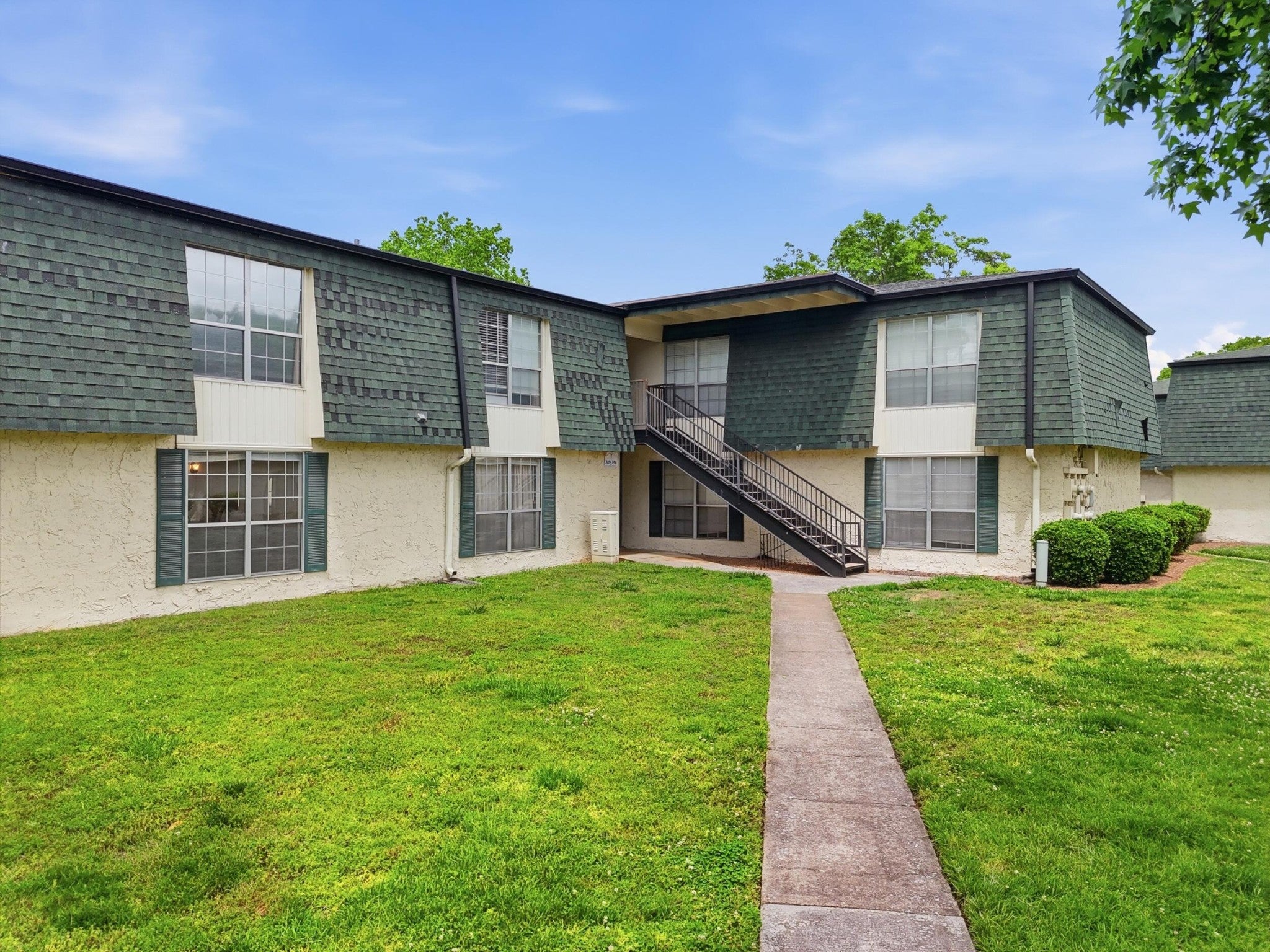 900 Mountain Creek Road T 391