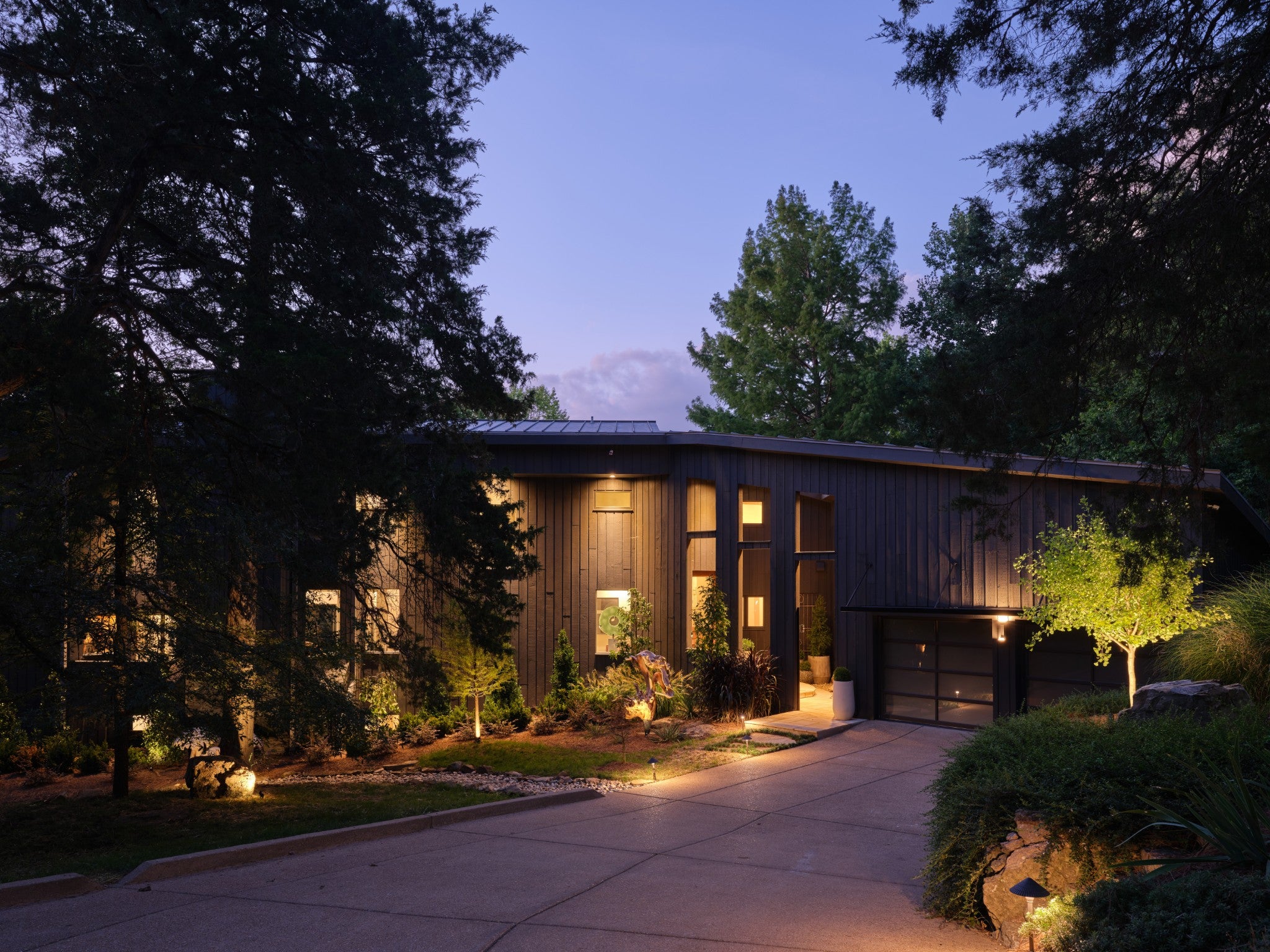 6-bed listing at 1208 Vintage Pl, Nashville