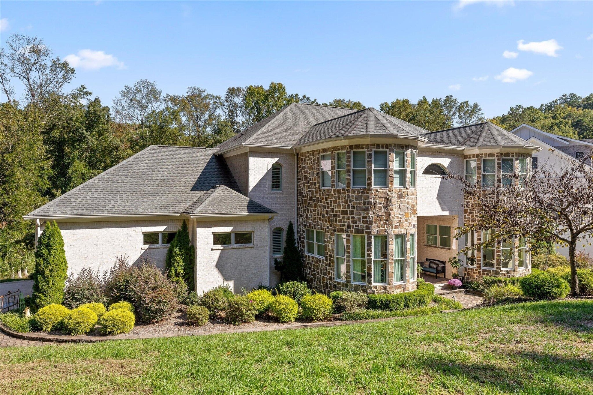 2008 River Bluff Drive