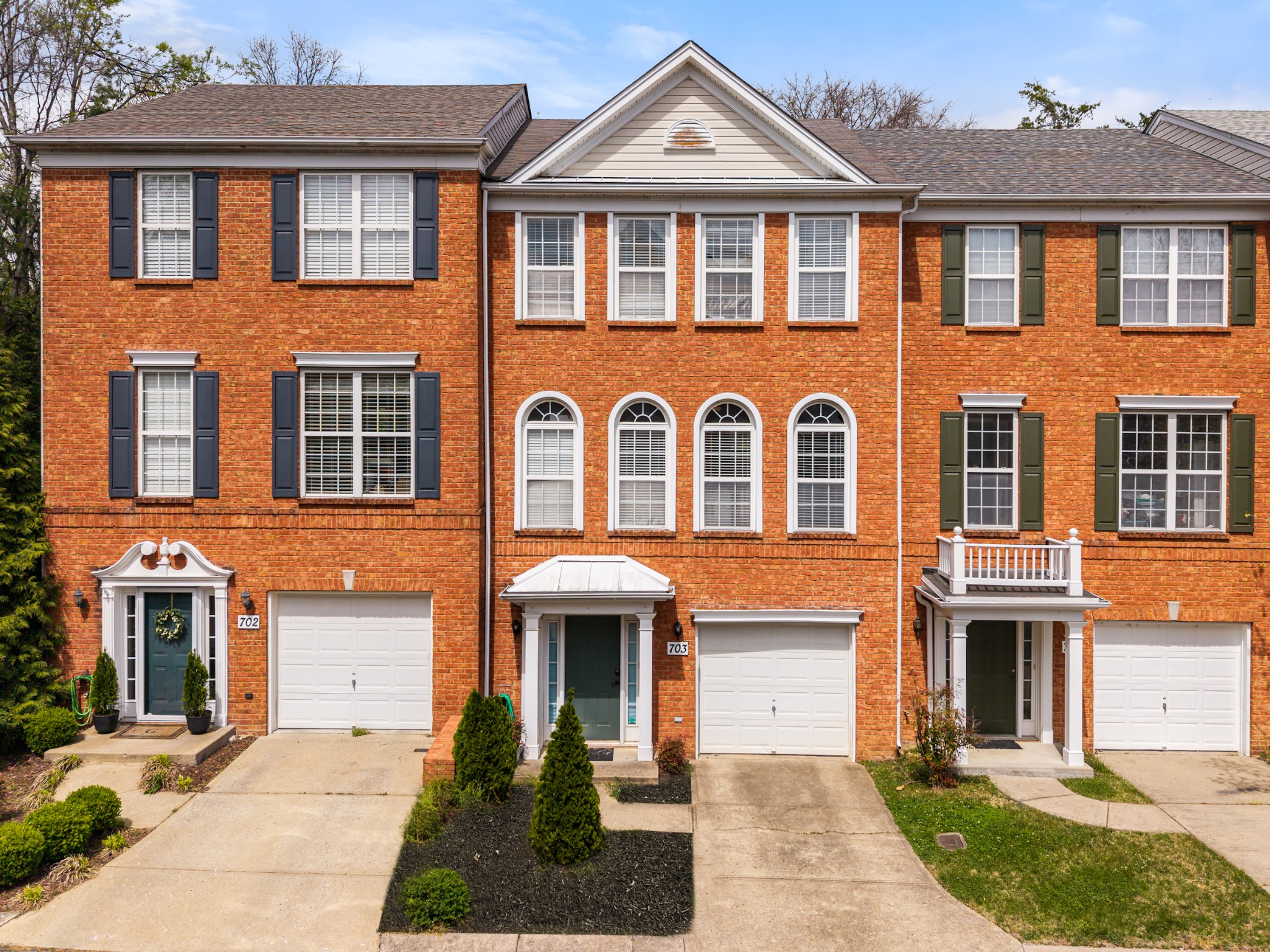 7252 Highway 70 S 703